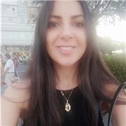 Laureata in lettere moderne con il massimo dei voti offre lezioni di italiano, latino, storia, geografia e storia dell'arte, a studenti di scuola secondaria di primo e secondo grado